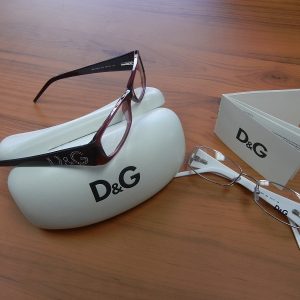 D & G